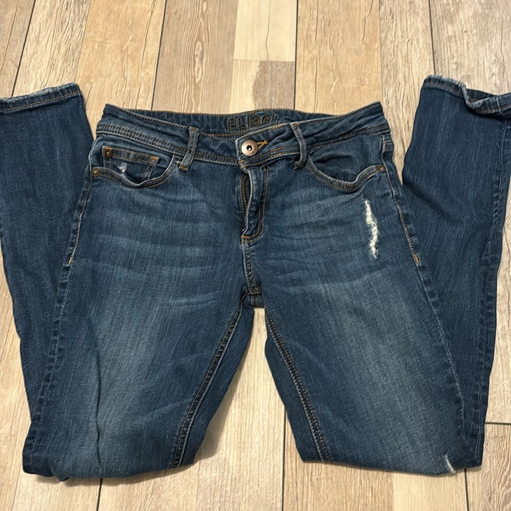 Do 1961 jeans size 27